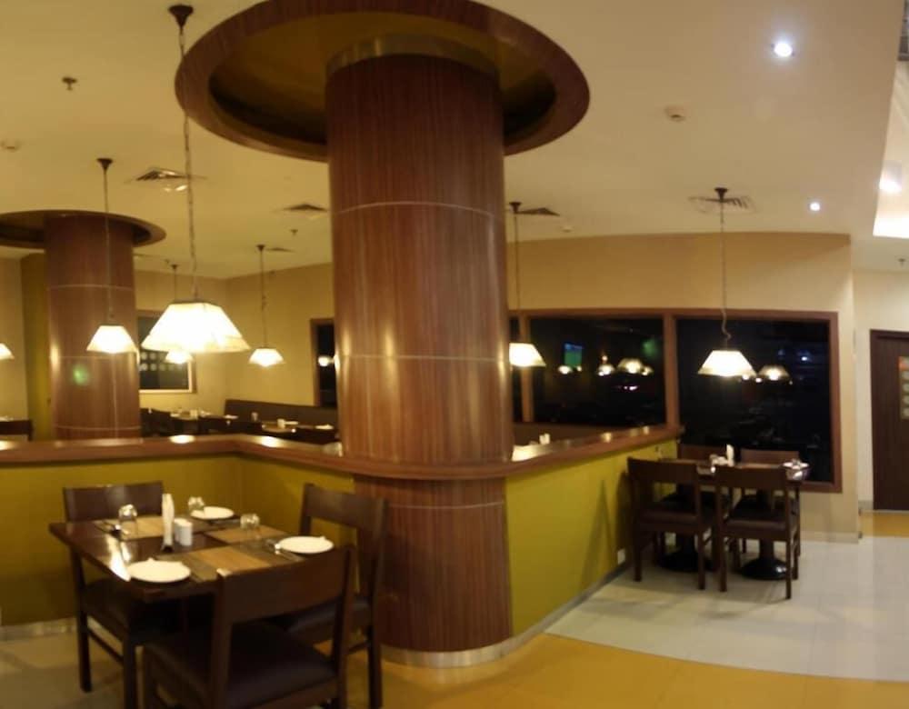 Hotel Manesar グルガウン エクステリア 写真