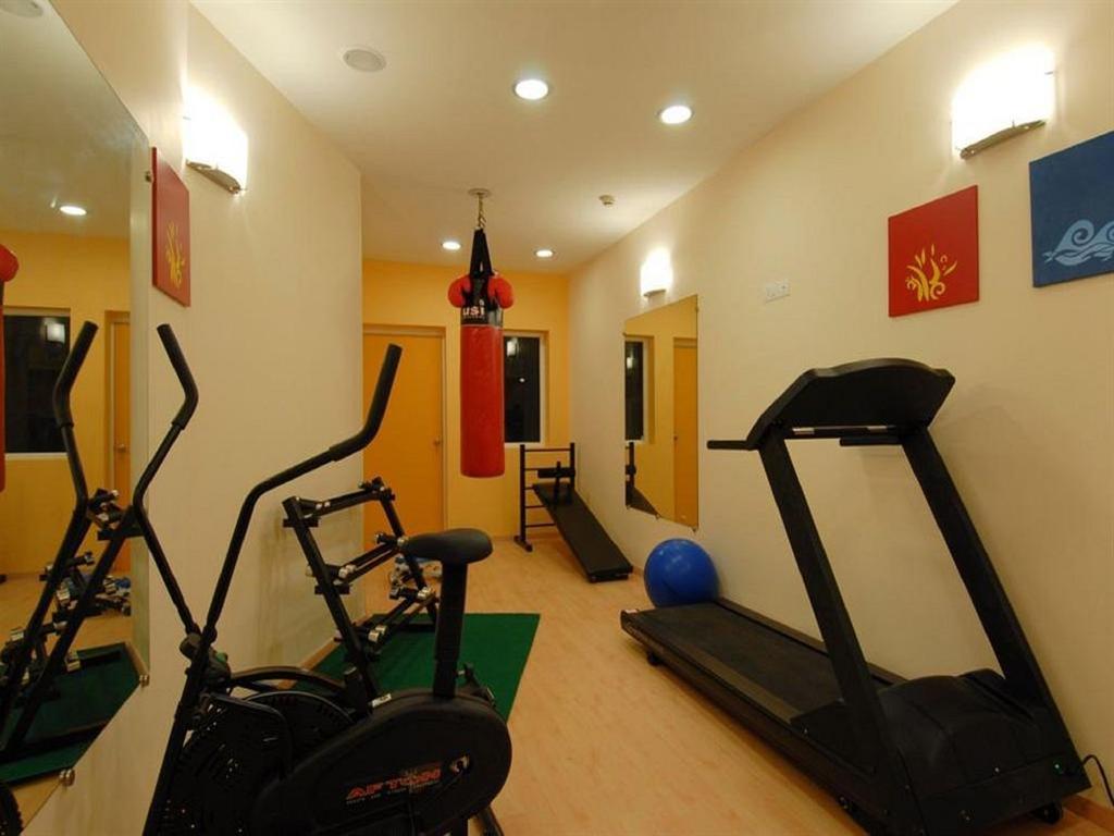 Hotel Manesar グルガウン エクステリア 写真